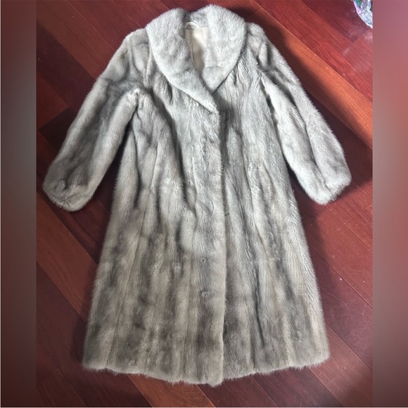 Vintage long gray mink coat sz small - Picture 5 of 11